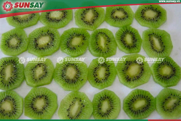 Dried kiwi