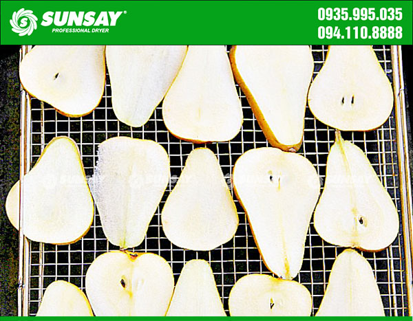 Dried pears