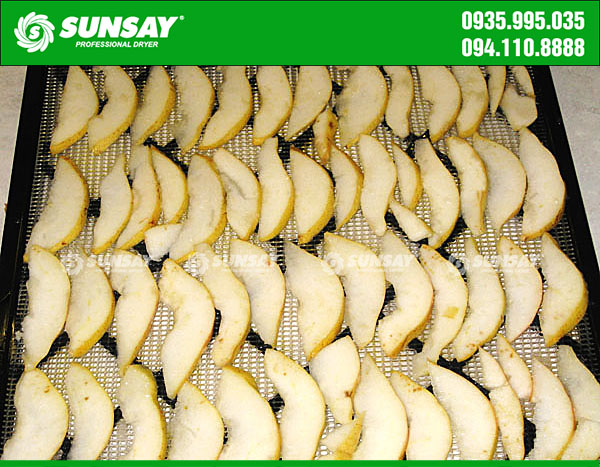 Dried pears