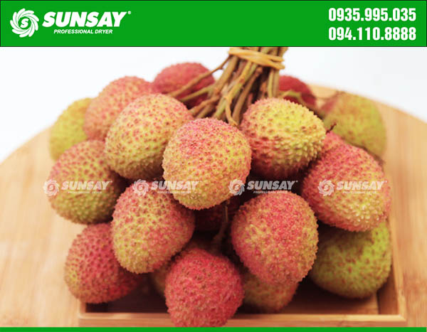Fresh lychee