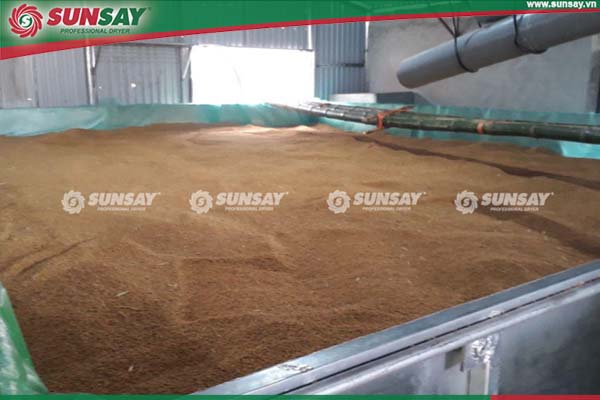 Horizontal rice drying machine
