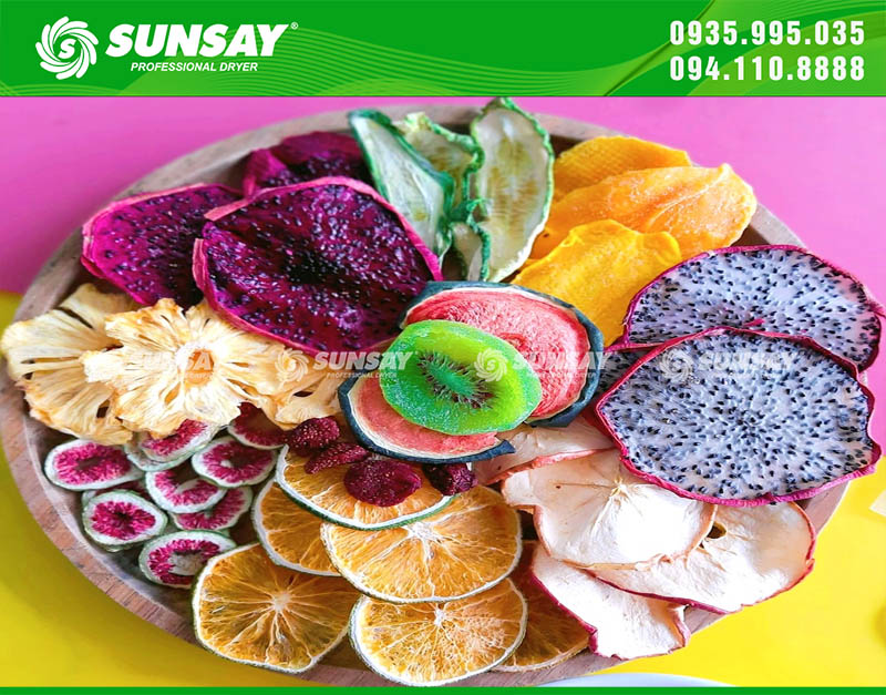 Dried fruits come in a variety of designs, making delicious snacks for children or adults