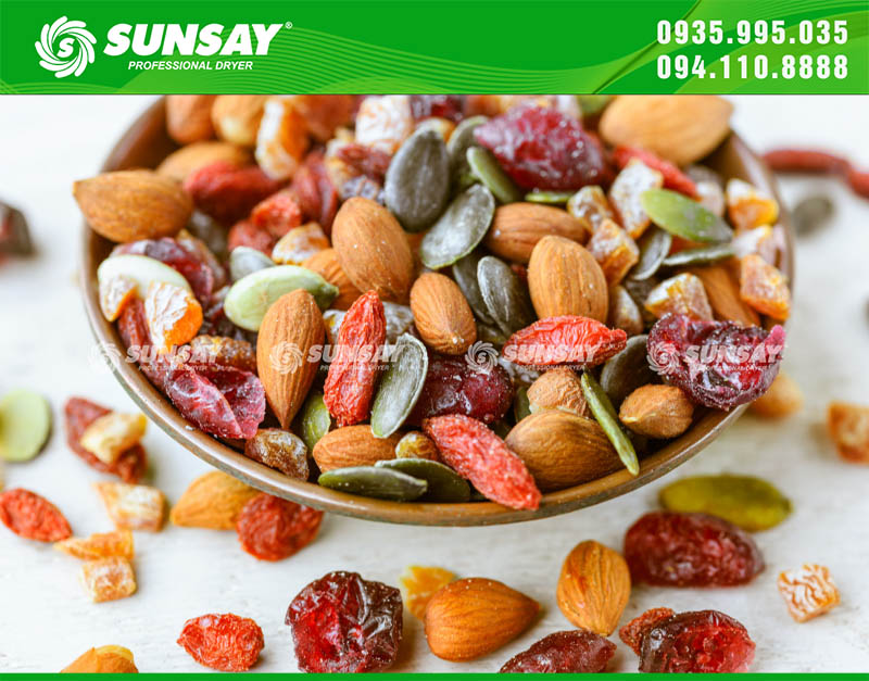 Dried fruit with SUNSAY food drying machine - Preserves longer than other drying methods